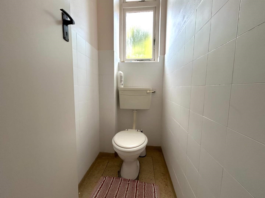 To Let 3 Bedroom Property for Rent in Muizenberg Western Cape